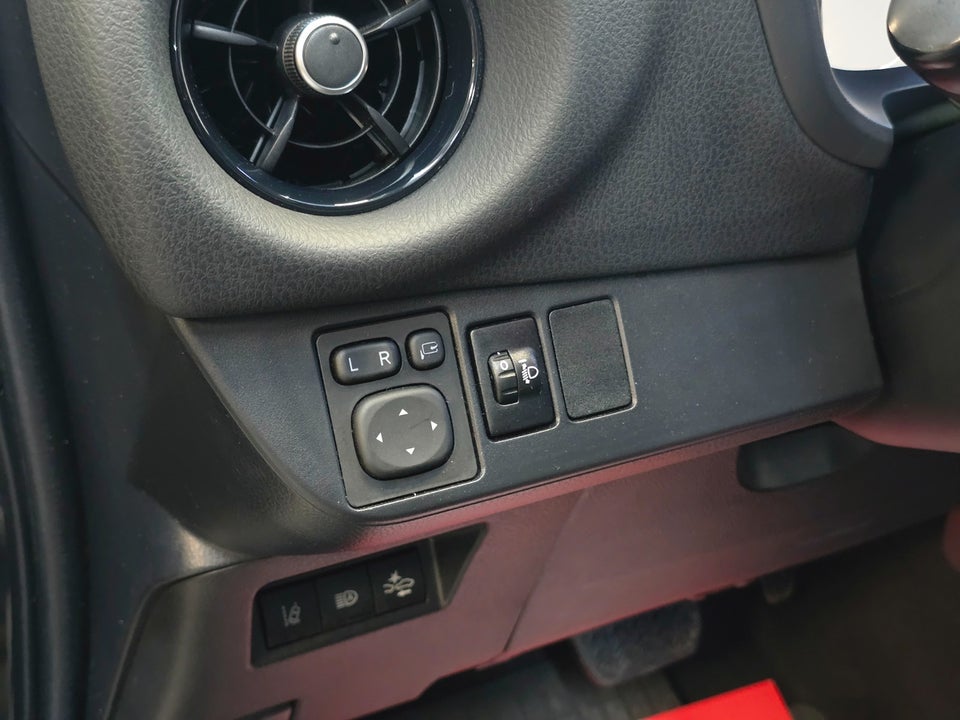 Toyota Yaris 1,5 Hybrid H3 Smart e-CVT 5d