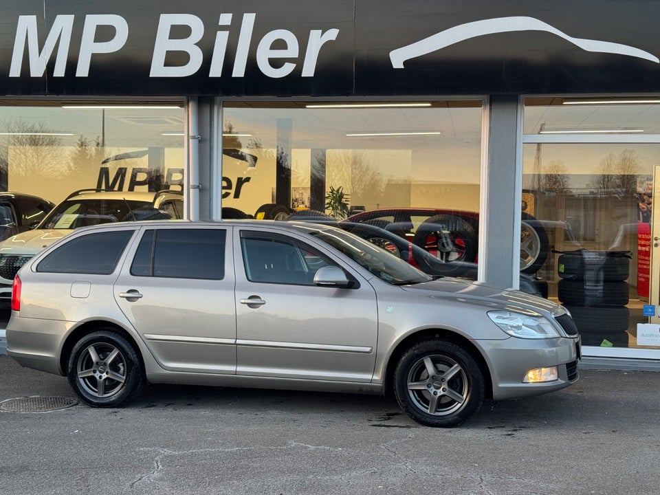 Skoda Octavia 1,6 TDi 105 GreenLine Combi Van 5d