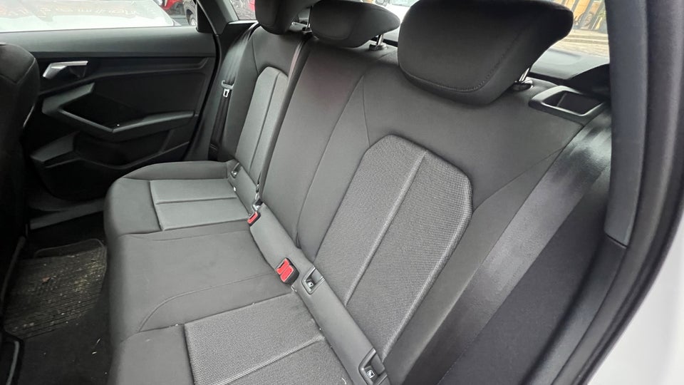 Audi A3 40 TFSi e Sportback S-tr. 5d