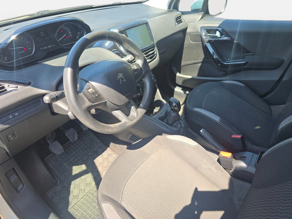 Peugeot 208 1,6 BlueHDi 100 Active 5d