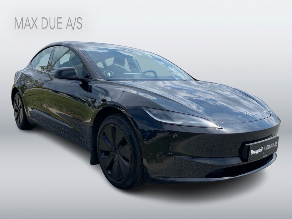 Tesla Model 3 RWD 4d
