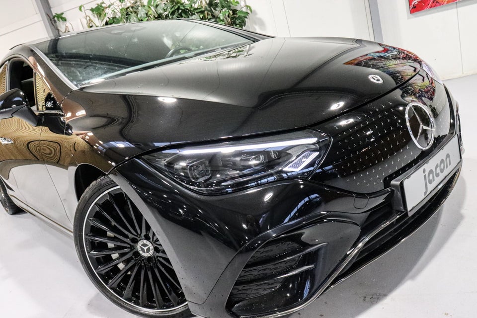 Mercedes EQE350 AMG Line 4d