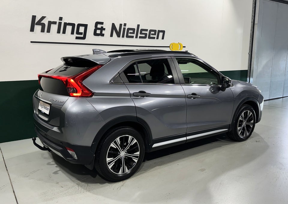 Mitsubishi Eclipse Cross 1,5 T 163 Intense+ CVT 5d