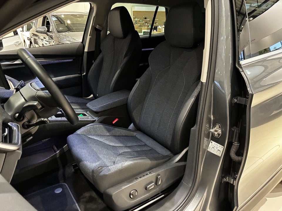 Skoda Elroq 85 iV Maxx 5d
