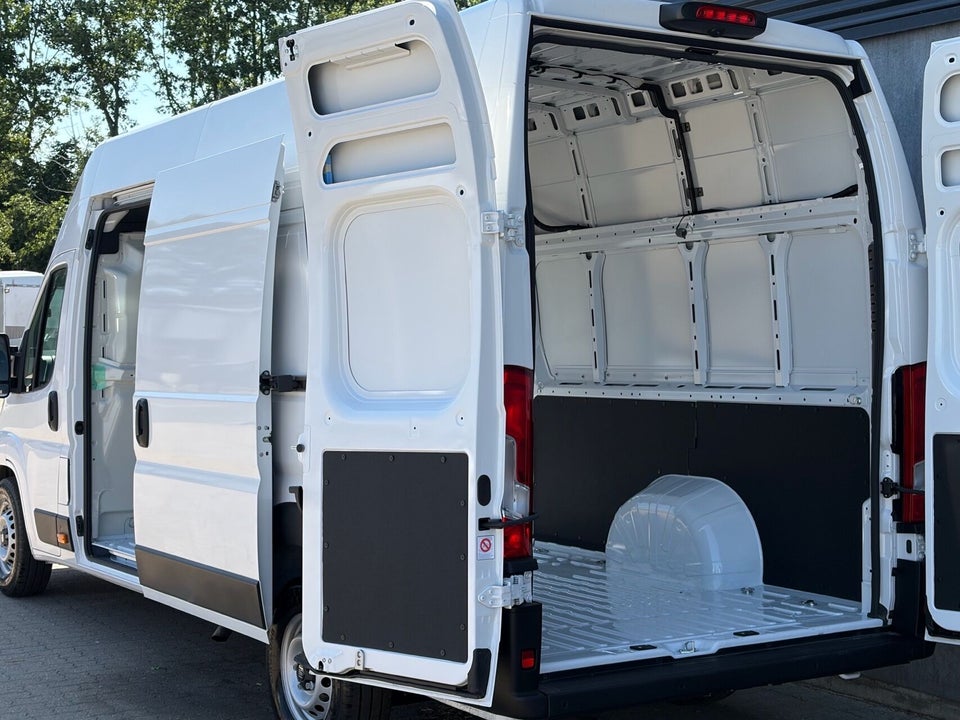 Fiat Ducato 35M 2,2 BlueHDi 180 L4H3 Comfort EAT8