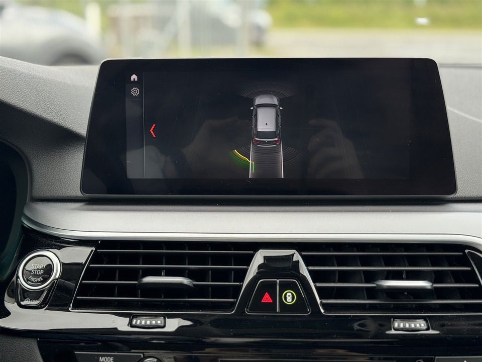 BMW 520d 2,0 Touring Connected aut. 5d