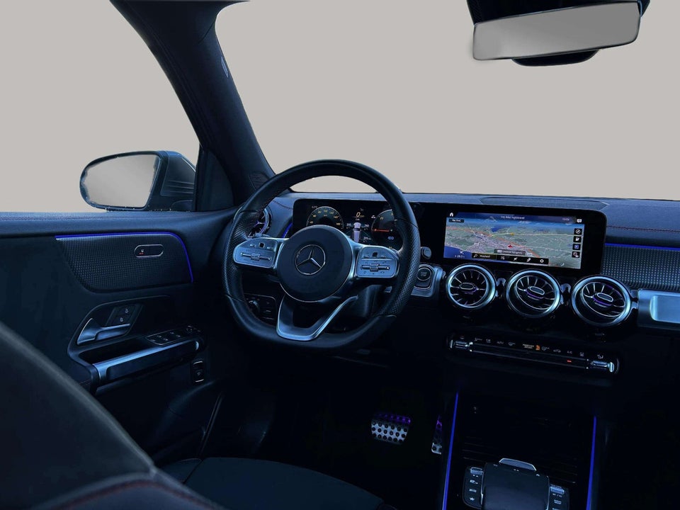 Mercedes EQB250 AMG Line 5d
