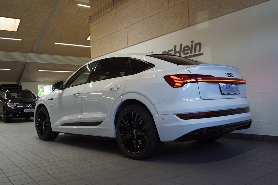 Audi e-tron 55 S-line Sportback quattro 5d