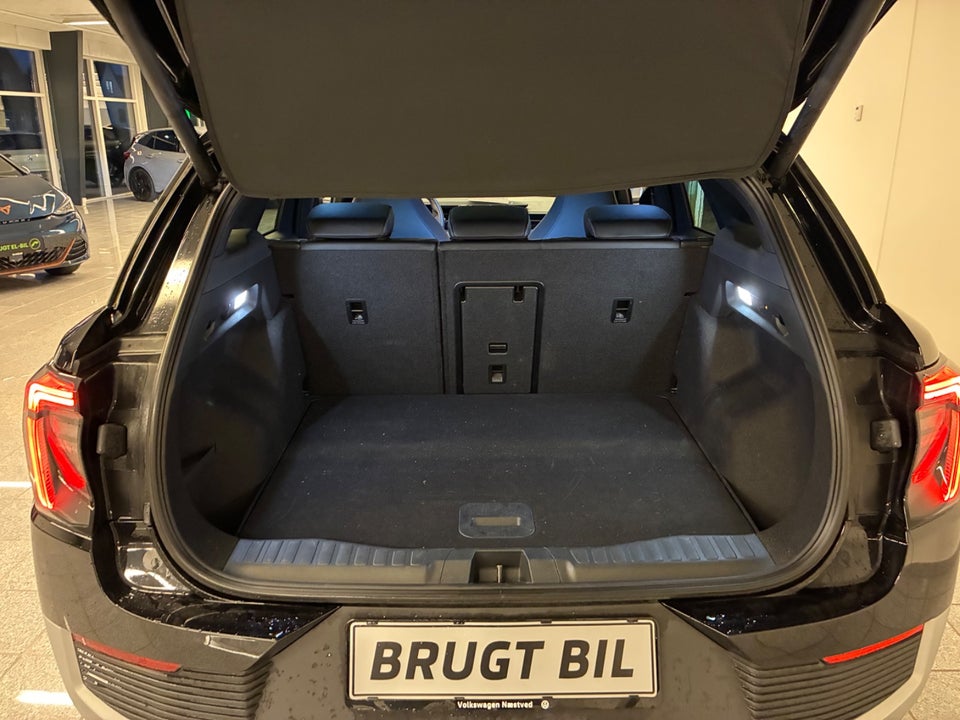 Ford Explorer 82 Premium Extended Range 5d