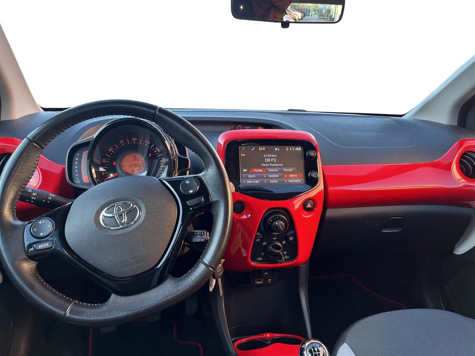 Toyota Aygo 1,0 VVT-i x-sky 5d