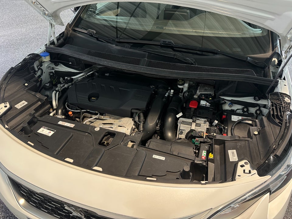 Peugeot 3008 1,6 Hybrid4 GT EAT8 5d
