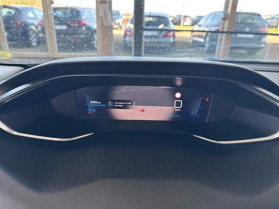 Peugeot 308 1,5 BlueHDi 130 Allure Grand SW 5d