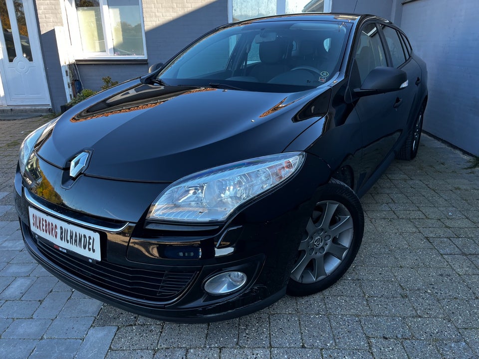 Renault Megane III 1,6 110 Authentique Sport Tourer 5d