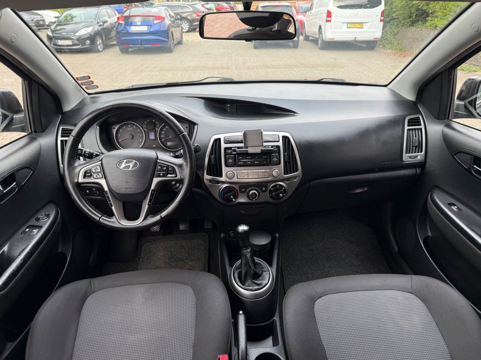 Hyundai i20 1,25 Classic XTR 5d