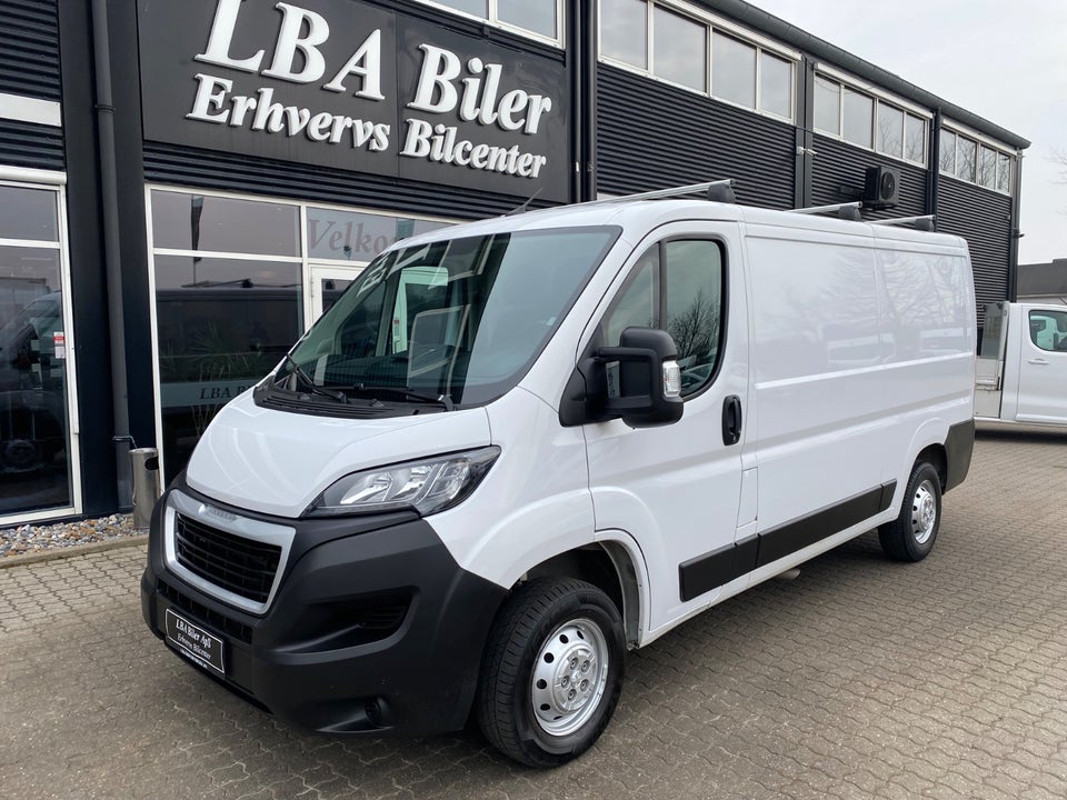 Peugeot Boxer 333 2,2 BlueHDi 140 L2H1 Premium