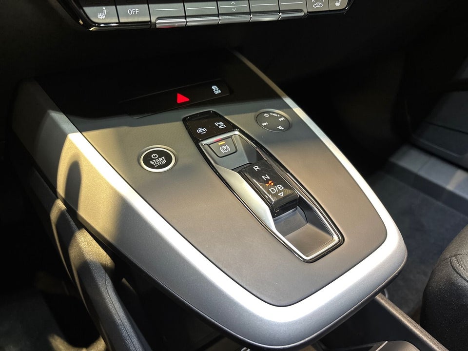 Audi Q4 e-tron 40 Attitude 5d