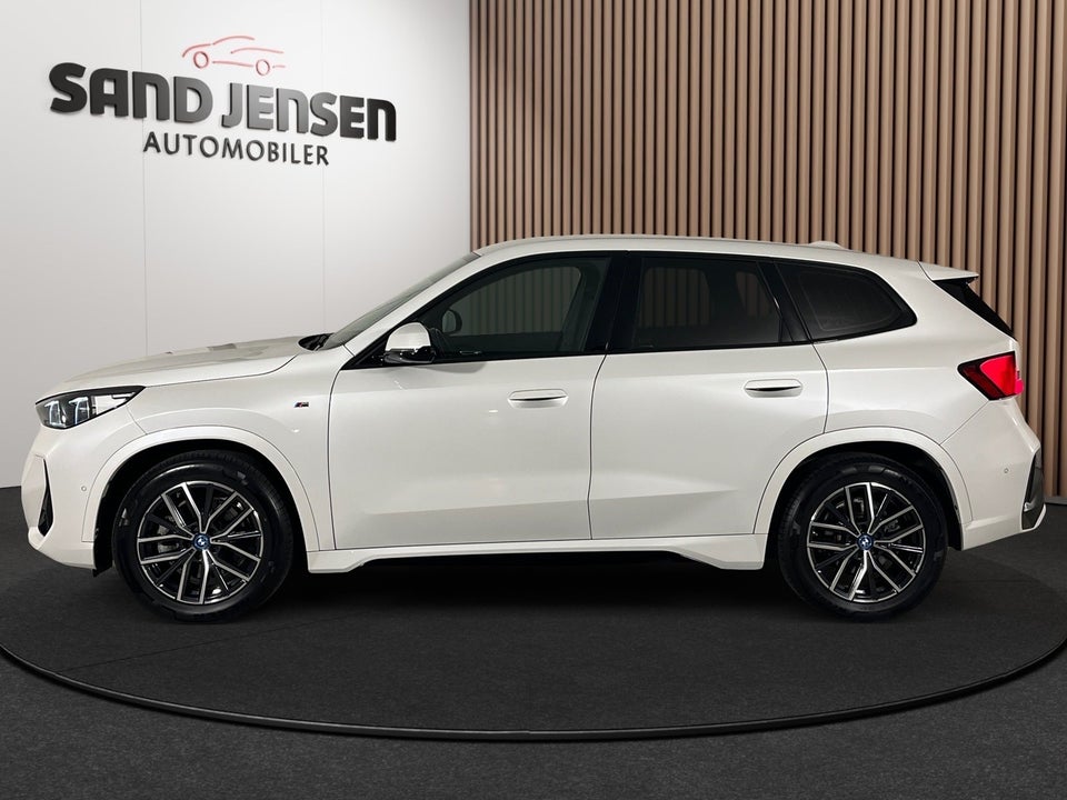 BMW iX1 xDrive30 M-Sport 5d