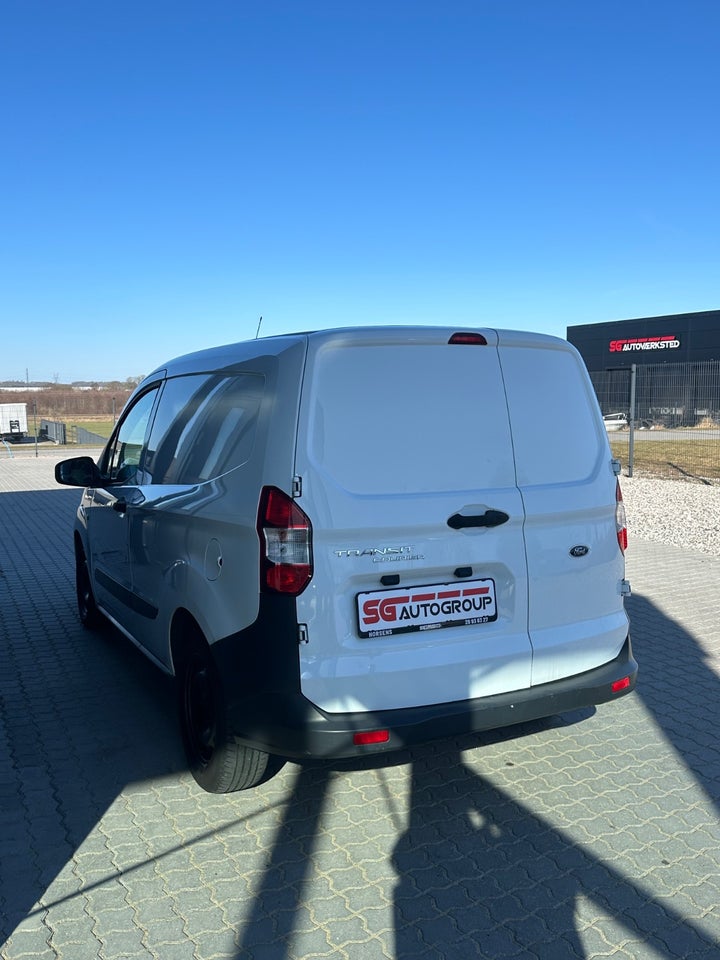 Ford Transit Courier 1,5 TDCi 75 Ambiente Van 4d