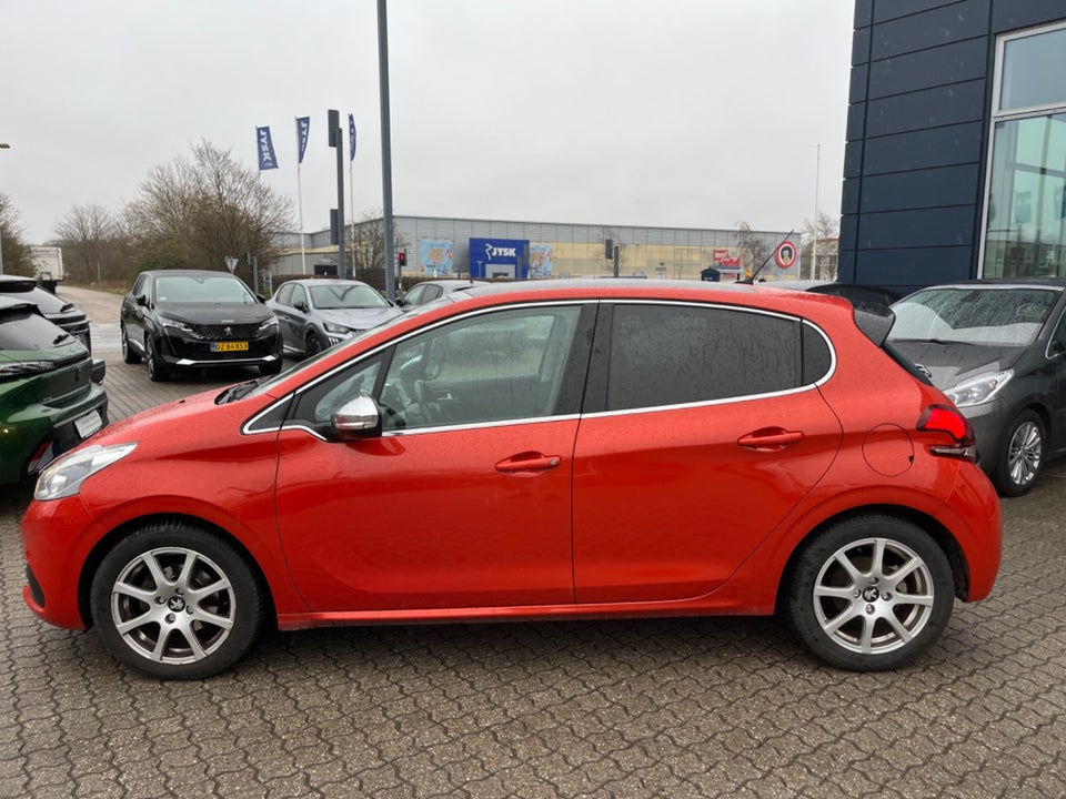 Peugeot 208 1,5 BlueHDi 100 Prestige Sky 5d