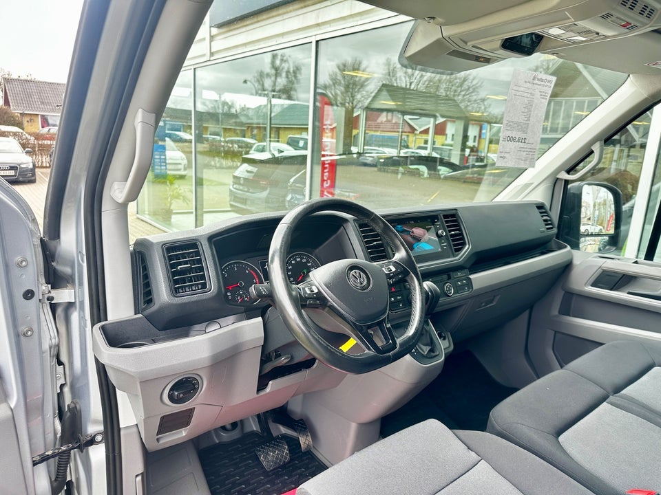 VW Crafter 35 2,0 TDi 177 Kassevogn L3H3 aut.