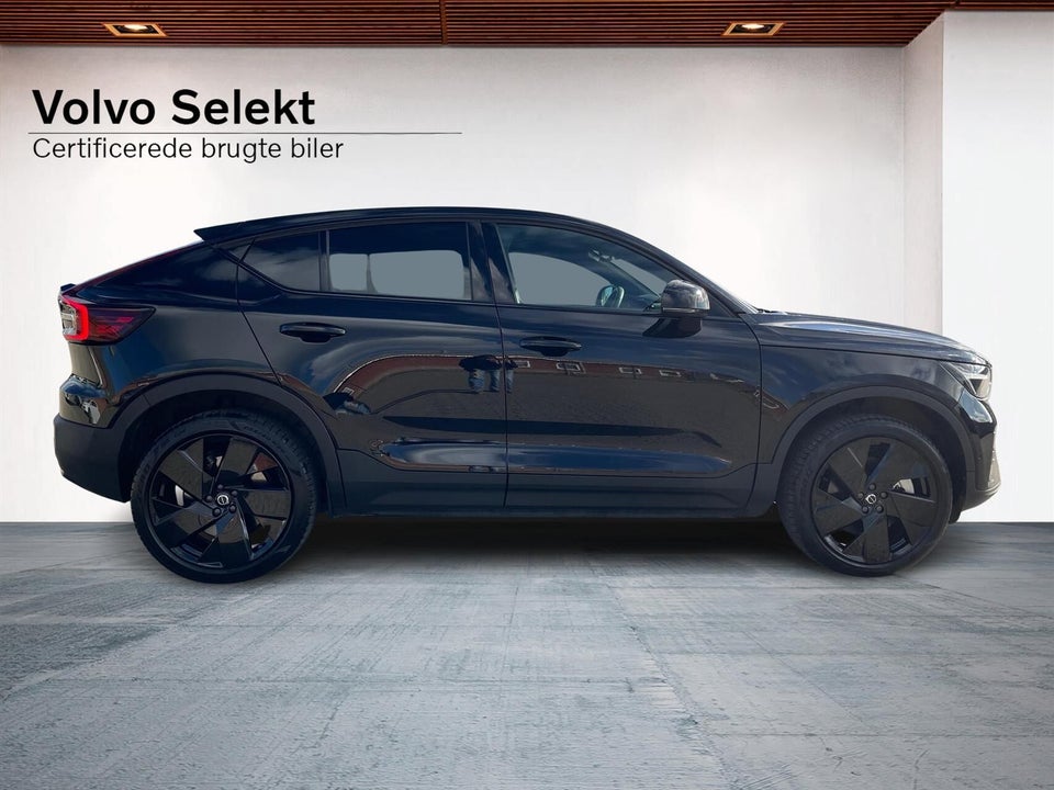 Volvo EC40 Extended Range Black Edition 5d