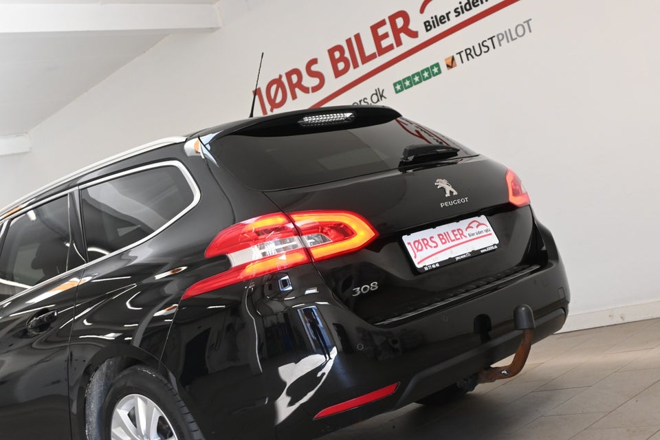 Peugeot 308 1,6 BlueHDi 120 Allure Sky SW 5d