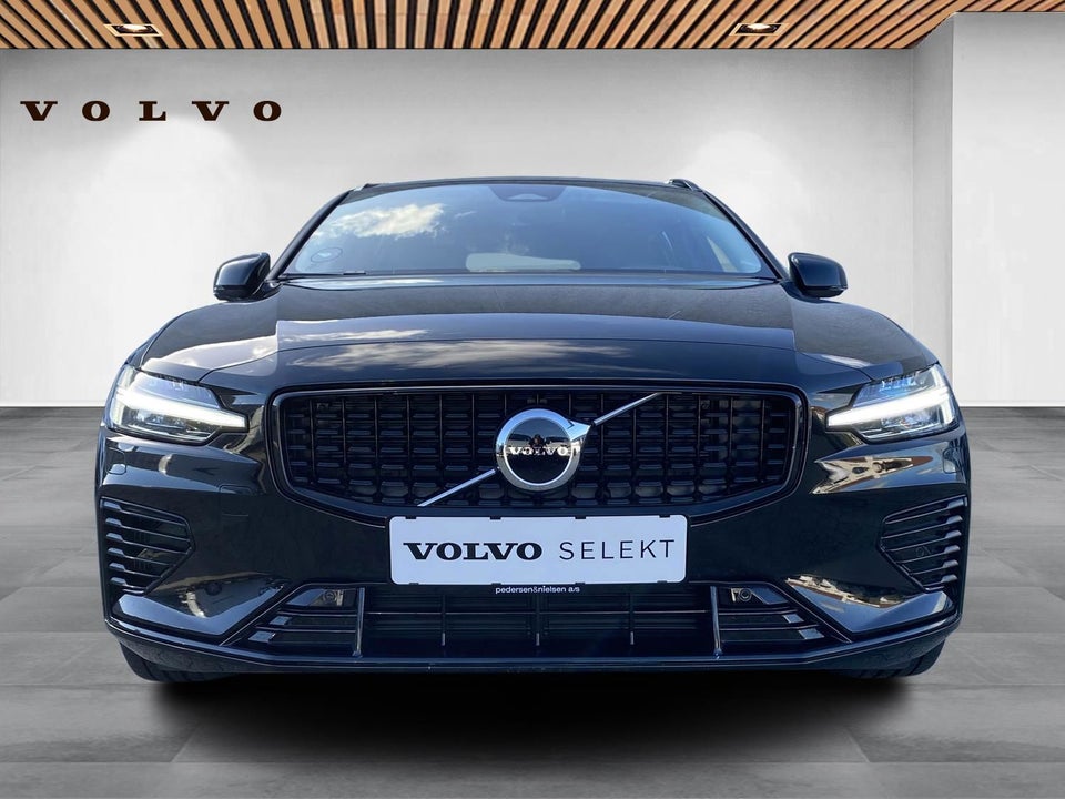 Volvo V60 2,0 T6 ReCharge Plus Dark aut. AWD 5d