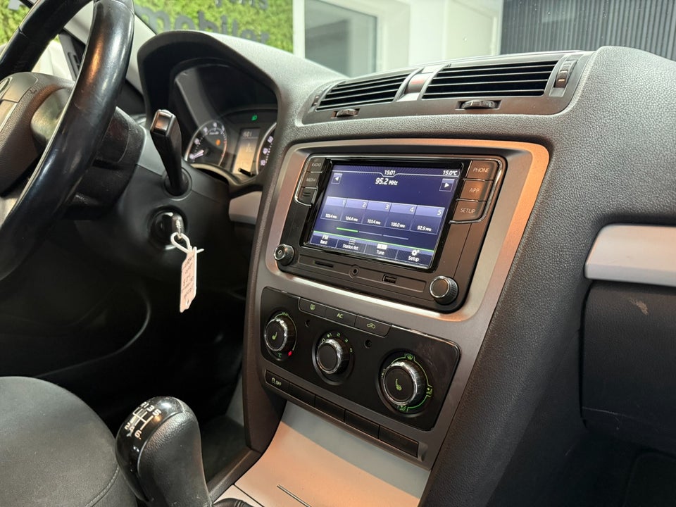 Skoda Octavia 1,2 TSi 105 Ambiente Combi 5d