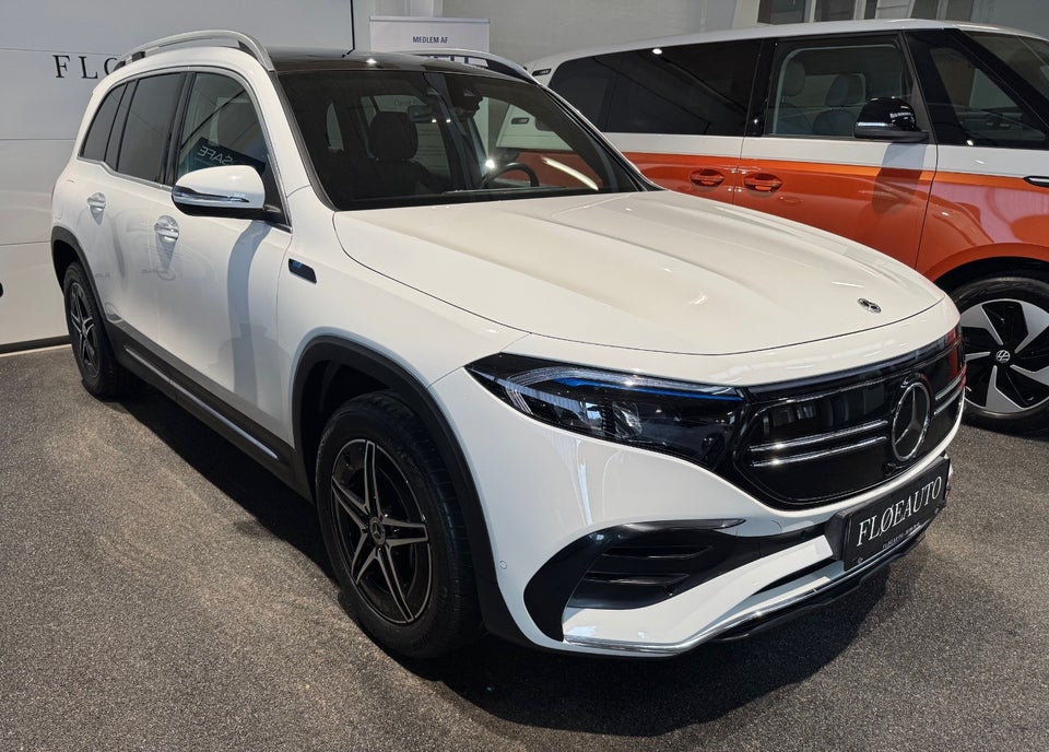 Mercedes EQB250 AMG Line 5d