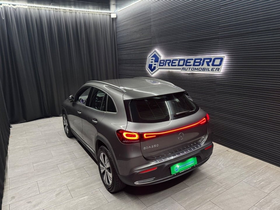 Mercedes EQA250 Progressive 5d