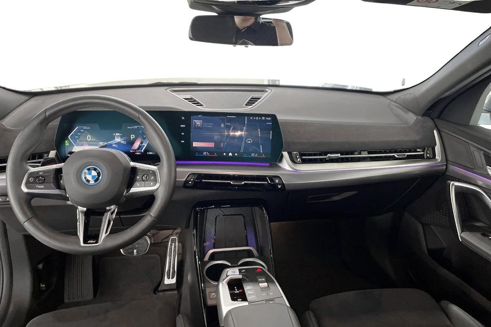 BMW iX2 eDrive20 M-Sport 5d