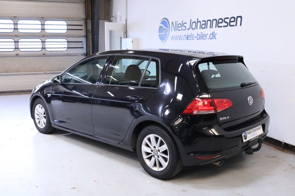 VW Golf VII 1,6 TDi 110 BlueMotion 5d