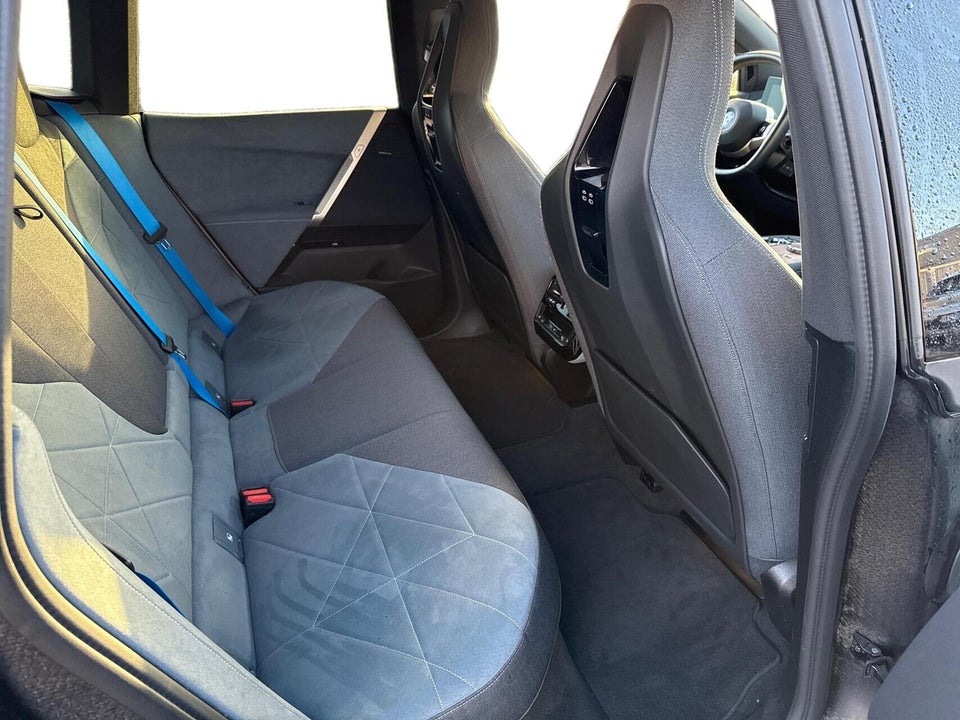 BMW iX xDrive40 Fully Charged M-Sport 5d