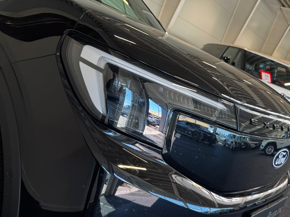 Ford Explorer 77 Premium Extended Range 5d