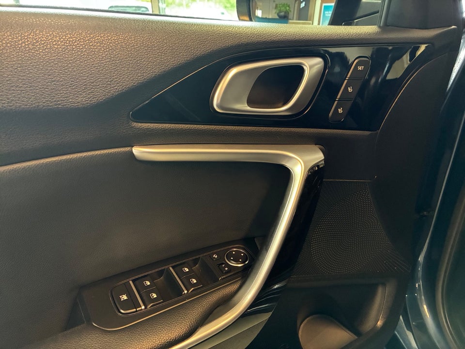 Kia Ceed 1,6 PHEV Upgrade+ SW DCT 5d