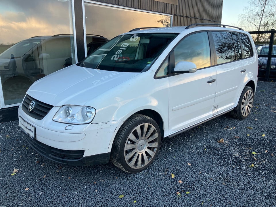 VW Touran 1,9 TDi 105 Trendline Van 5d