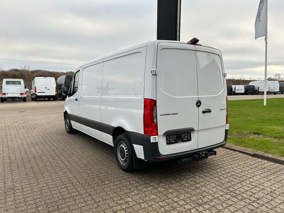 Mercedes Sprinter 215 2,0 CDi A2 Kassevogn aut. FWD