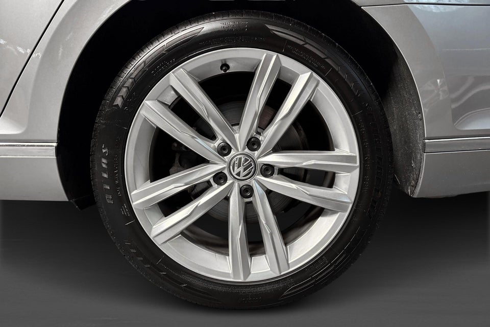 VW Passat 1,5 TSi 150 Elegance+ Variant DSG 5d