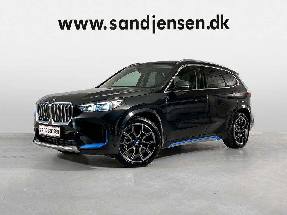 BMW iX1 xDrive30 X-Line 5d