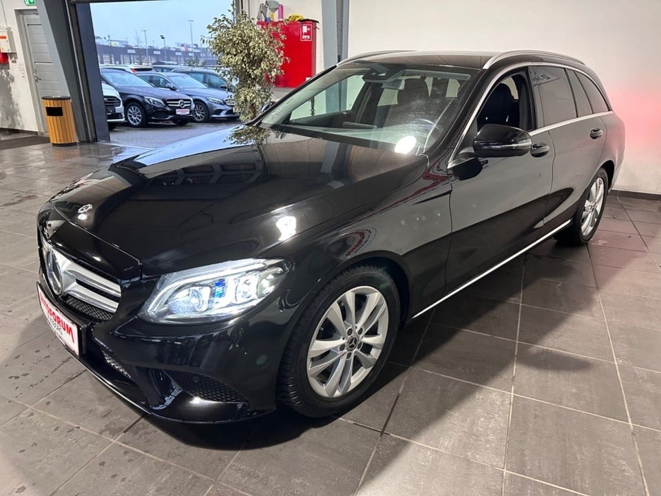 Mercedes C220 d 2,0 Avantgarde stc. aut. 5d