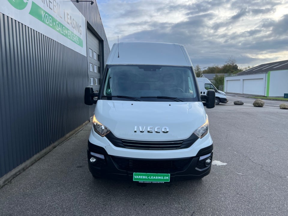 Iveco Daily 2,3 35C16 12m³ Van AG8