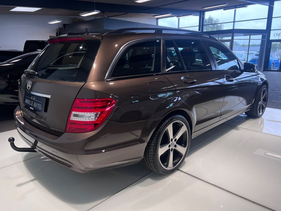 Mercedes C200 2,2 CDi AMG Line stc. aut. BE 5d