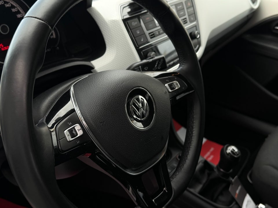 VW Up! 1,0 MPi 60 Design Up! BMT 5d