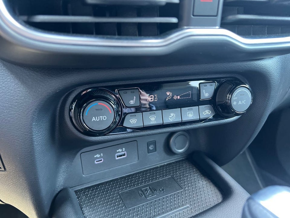 Nissan Juke 1,0 Dig-T 114 N-Connecta DCT 5d