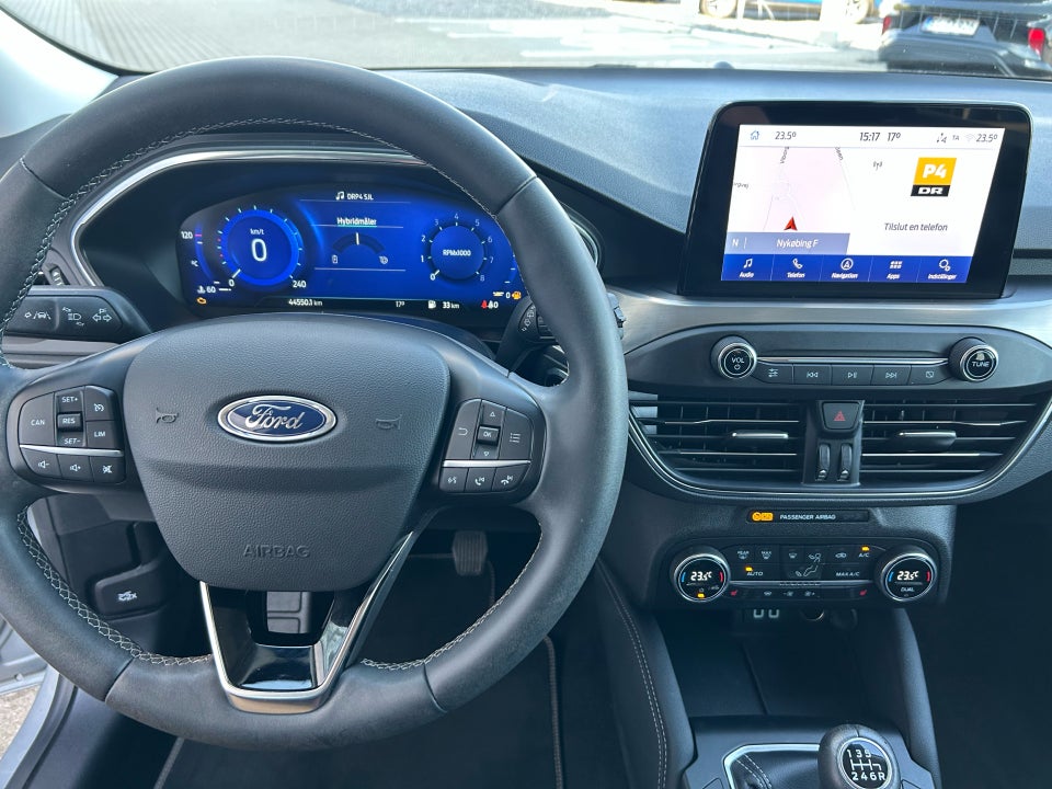 Ford Focus 1,0 EcoBoost mHEV Titanium X 5d