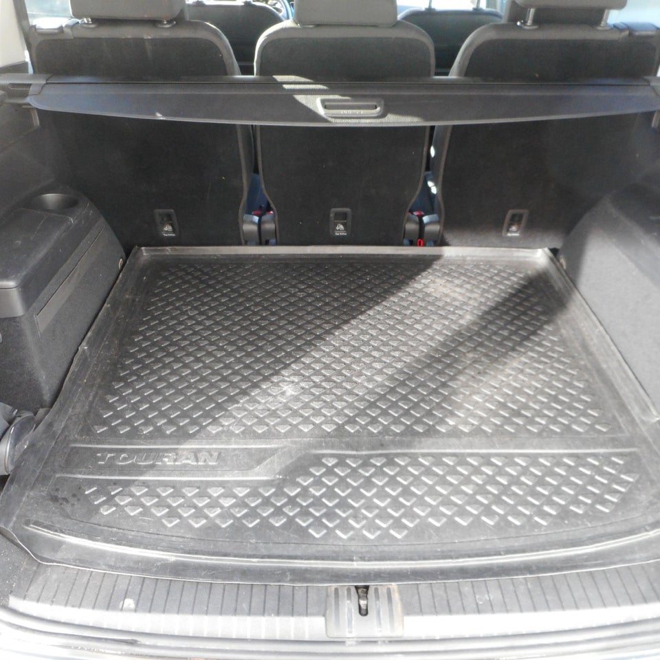 VW Touran 1,6 TDi 115 Highline DSG 7prs 5d