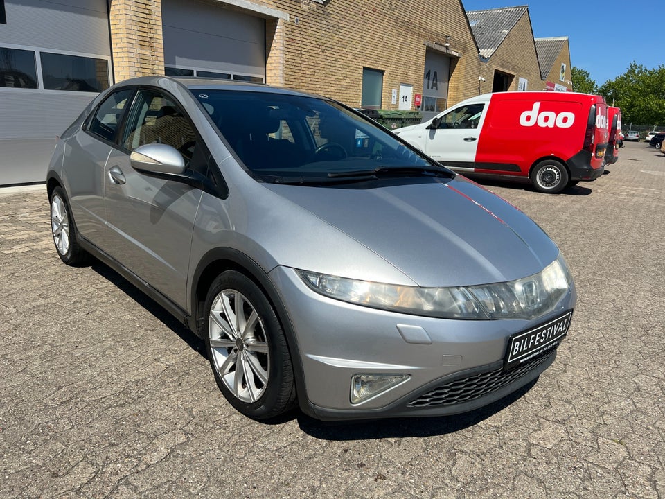 Honda Civic 1,8 Sport 5d