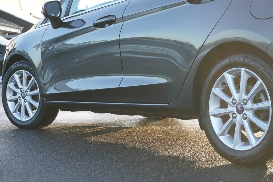 Ford Fiesta 1,0 EcoBoost Titanium 5d