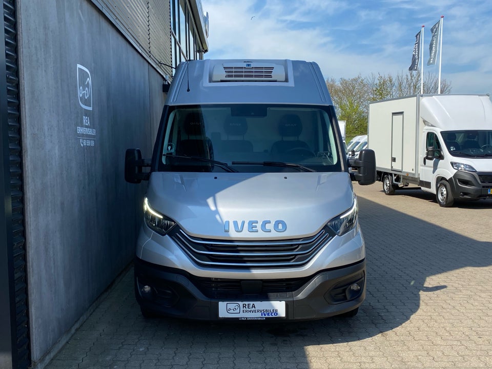 Iveco Daily 3,0 35S18 12m³ Van AG8