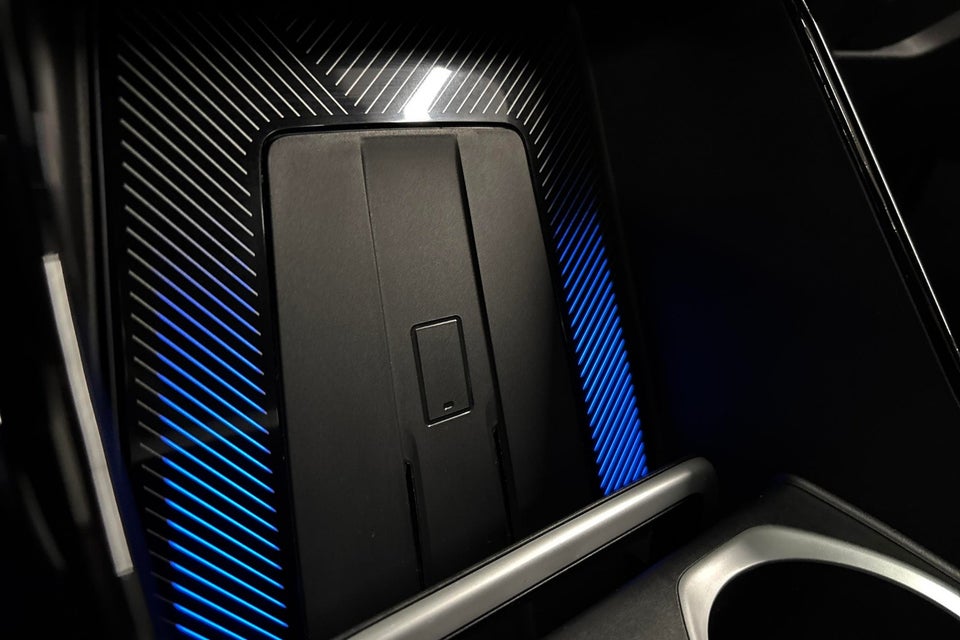 BMW iX1 eDrive20 M-Sport 5d